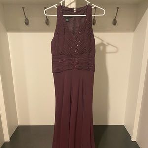 Jones New York maroon long dress size 4